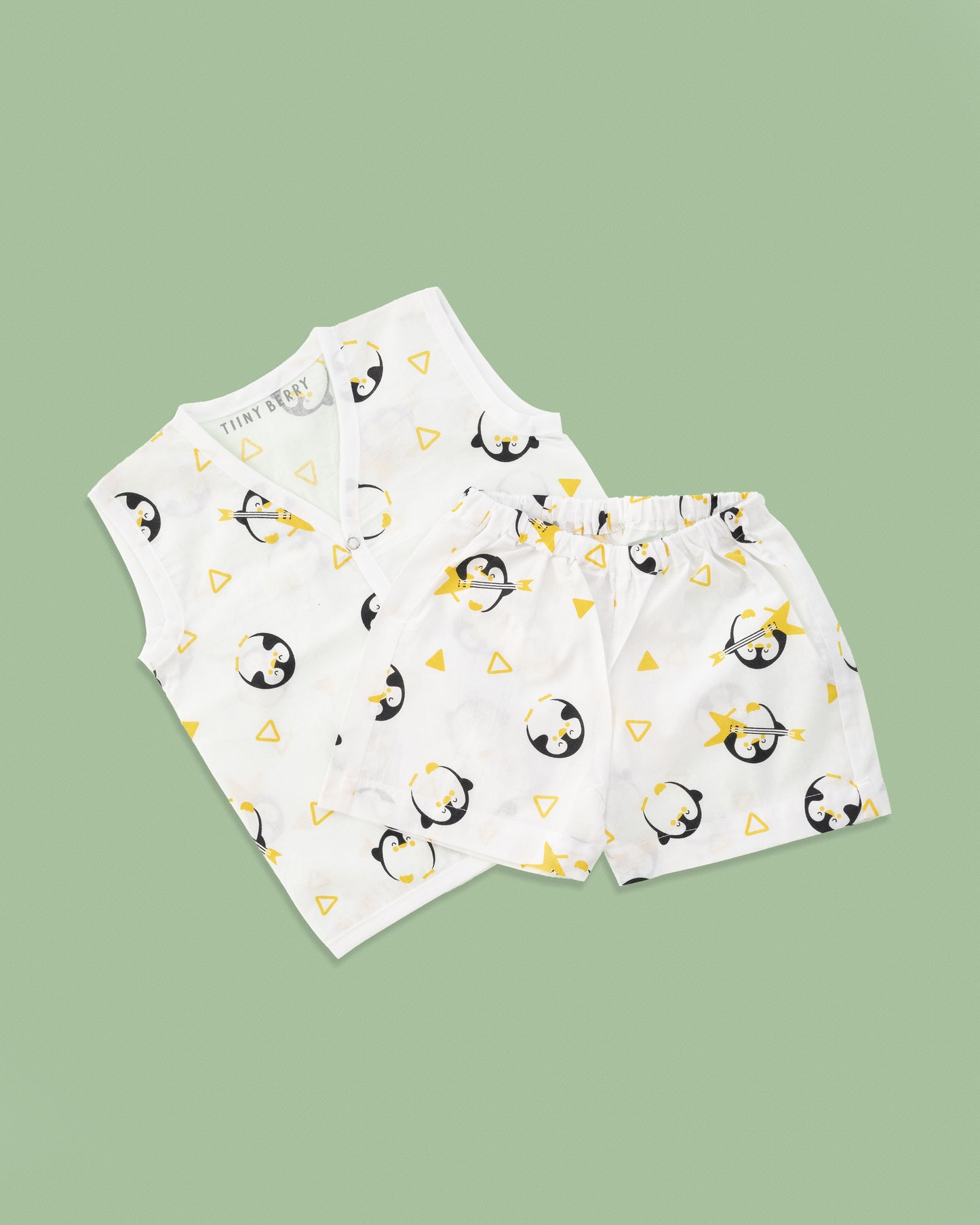 Comfy wear shorts  (3-6 m)  -Musical Penguin